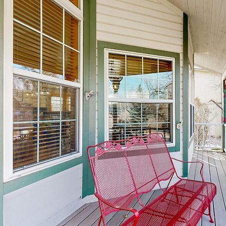 Flagstaff Fantasy - Main Houseヴィラ エクステリア 写真