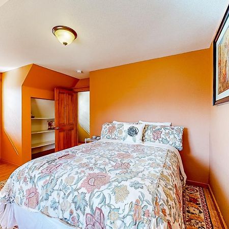 Flagstaff Fantasy - Main Houseヴィラ エクステリア 写真