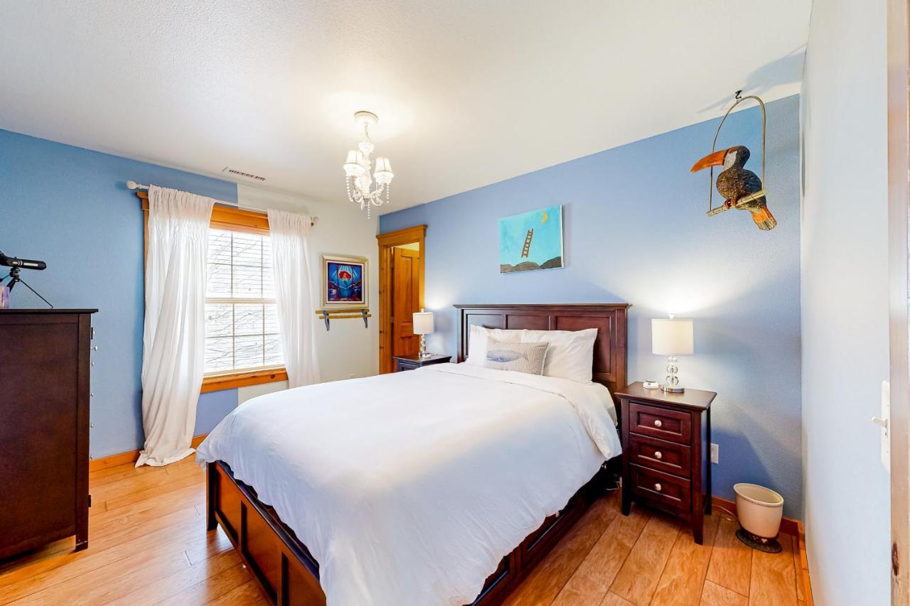 Flagstaff Fantasy - Main Houseヴィラ エクステリア 写真